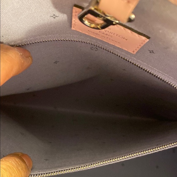 LV Pastel Giant Monogram Escale OnTheGo GM Silver Hardware, 2020 #FL0270 - Picture 9 of 12